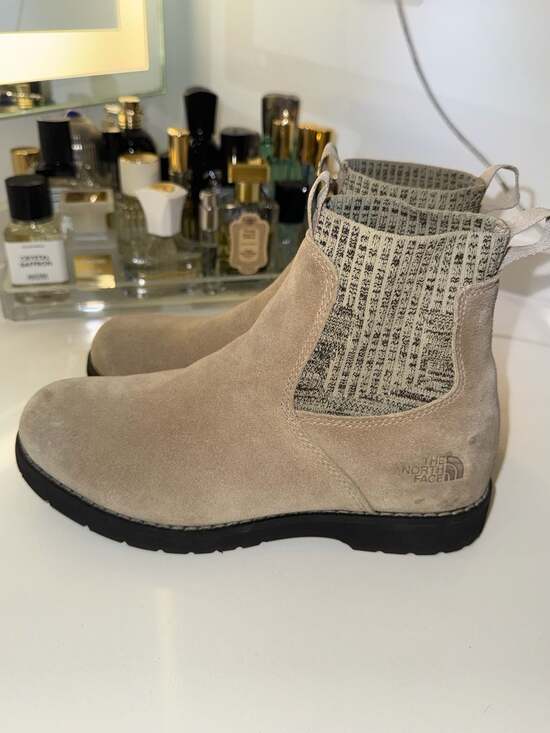 The North Face Shoes - The North Face Women's ThermoBall Lifty Chelsea Boots Size 6.5